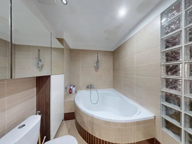 Eladó lakás Szombathely, Gyöngyöshermán 58 nm