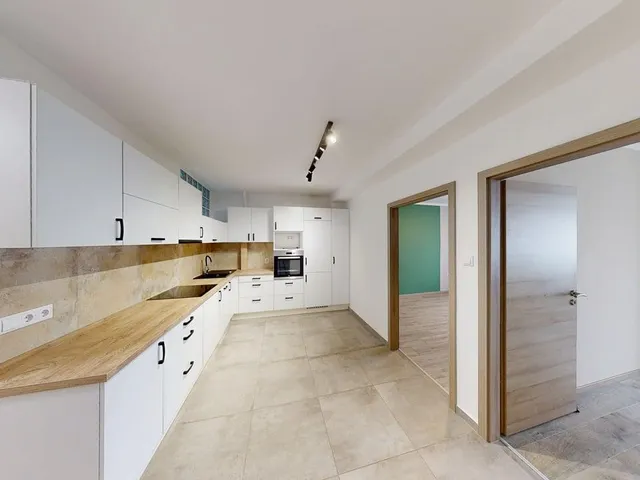 Eladó lakás Szombathely, Belváros 76 nm