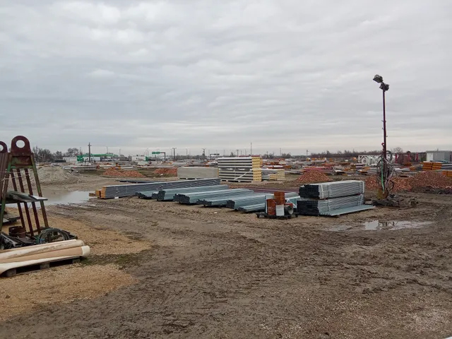 Eladó telek Algyő 123247 nm