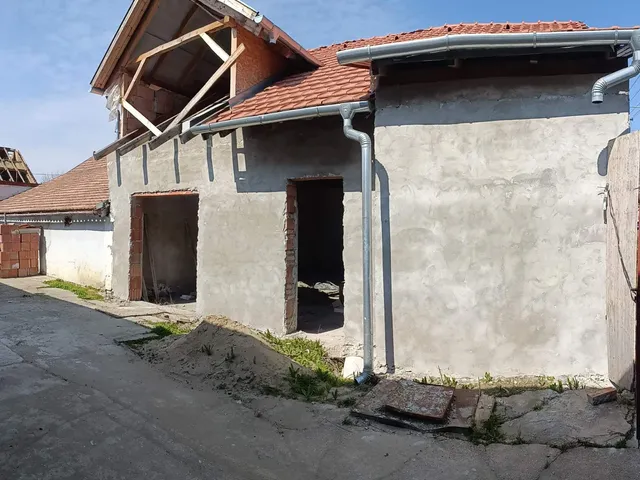 Eladó ház Hódmezővásárhely, Újváros 90 nm