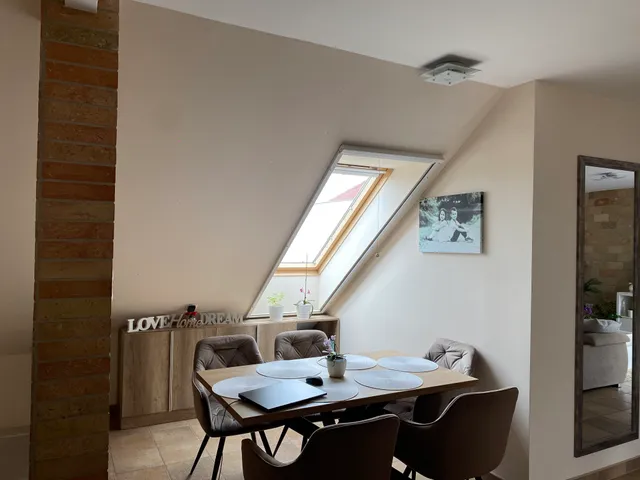 Eladó lakás Szeged, Petőfitelep 101 nm