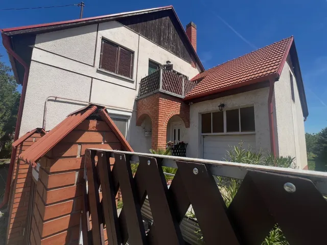 Eladó ház Szeged, Tápé 179 nm