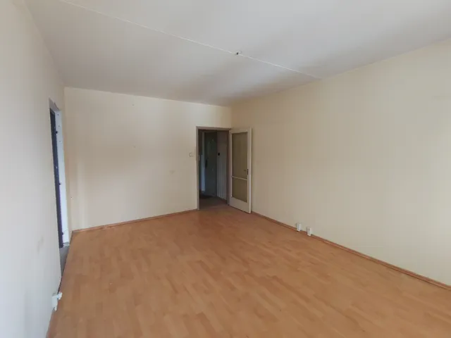 Eladó lakás Szeged, Újrókus, Ipoly sor 63 nm