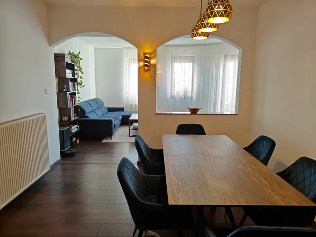 Eladó lakás Szeged, Móraváros 85 nm