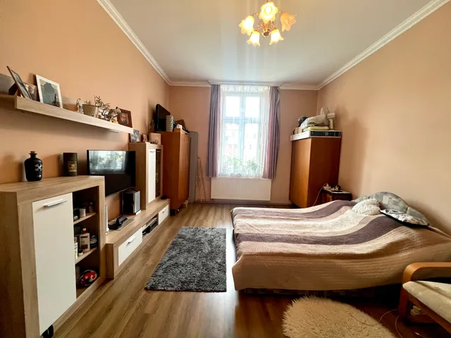 Eladó lakás Hódmezővásárhely, Belváros, Rapcsák út 161 nm