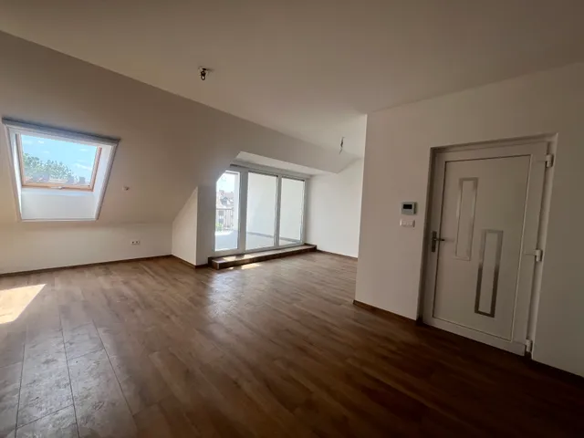Eladó lakás Szeged 92 nm