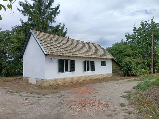 Eladó telek Kiszombor 2596 nm