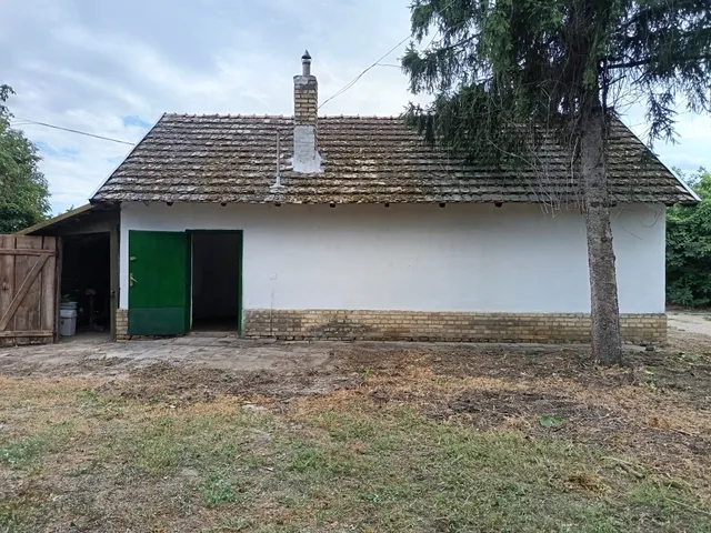 Eladó telek Kiszombor 2596 nm
