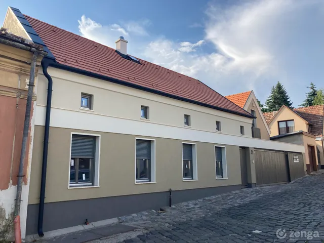 Kiadó ház Szentendre, Belváros 104 nm