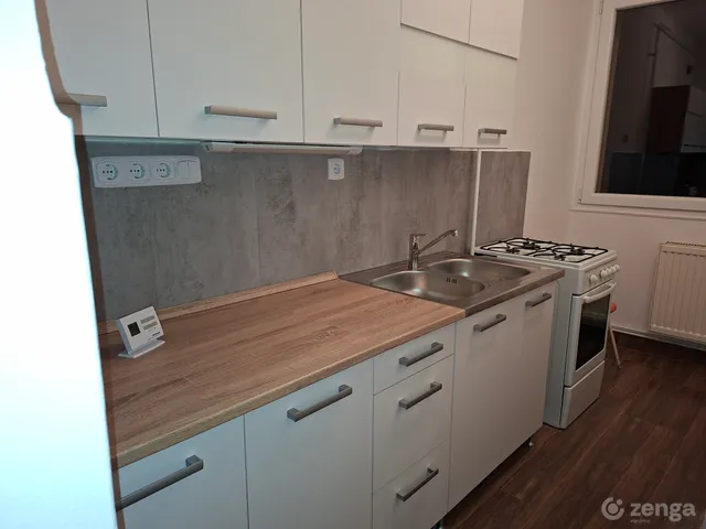 Kiadó lakás Paks 74 nm