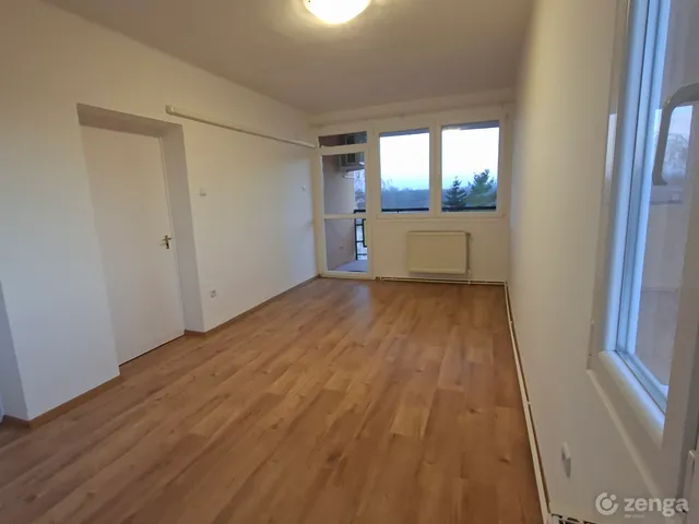 Kiadó lakás Paks 74 nm