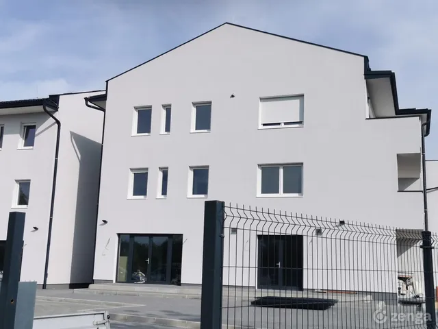 Eladó lakás Sopron, Kurucdomb 31 nm