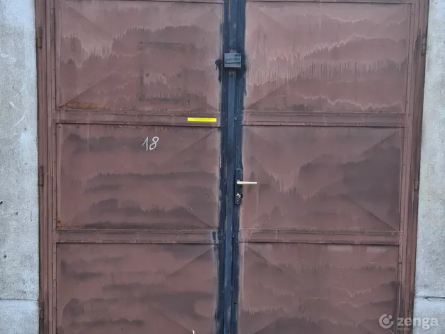 Eladó garázs Szeged, Petőfitelep 32 nm
