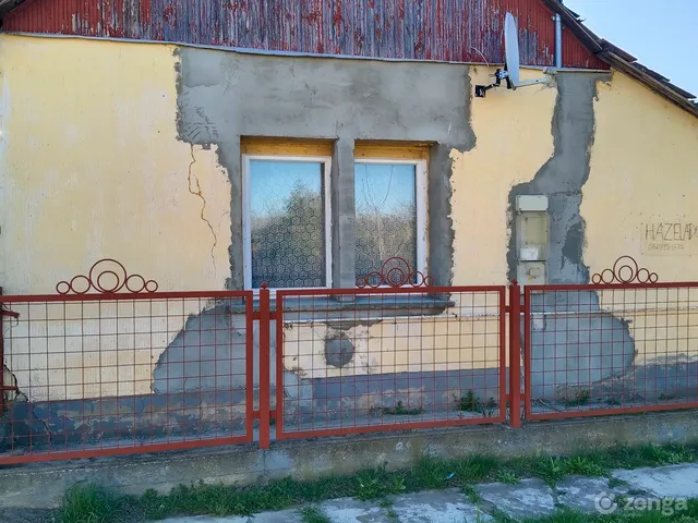 Eladó ház Tiszagyenda 72 nm