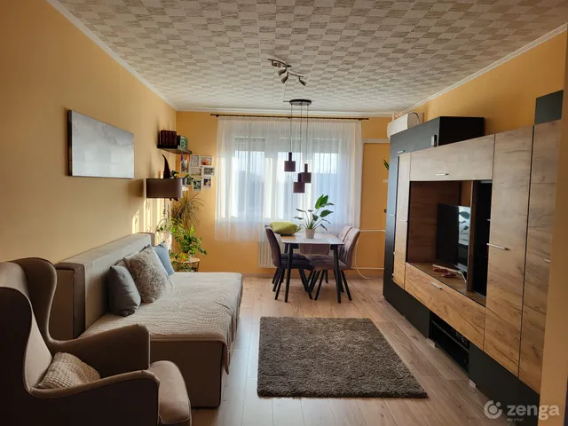 Eladó lakás Székesfehérvár, Tóvárosi lakónegyed 53 nm