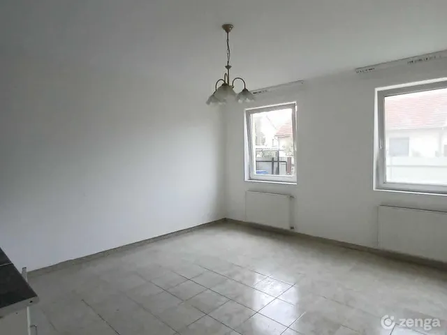 Eladó lakás Debrecen, Csapókert 46 nm