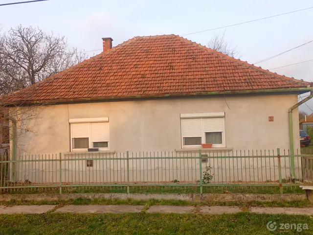 Eladó ház Füzesabony, Telep, Facanos 69 120 nm