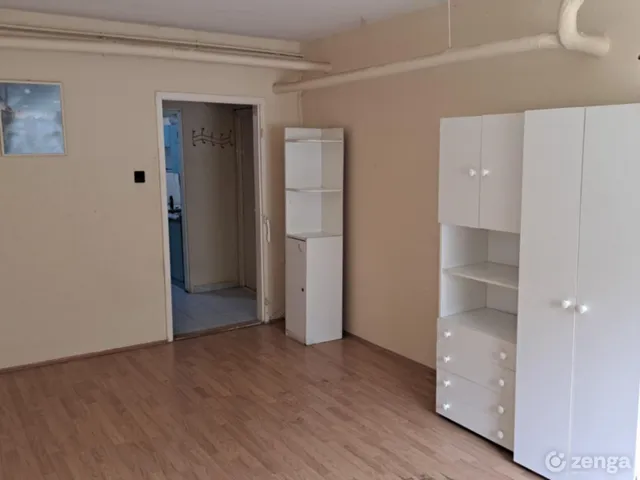 Eladó lakás Szekszárd, Csatár 37 nm