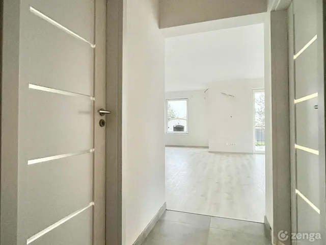 Eladó kereskedelmi és ipari ingatlan Szada 68 nm