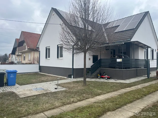 Eladó ház Siklós, Máriagyűd 108 nm