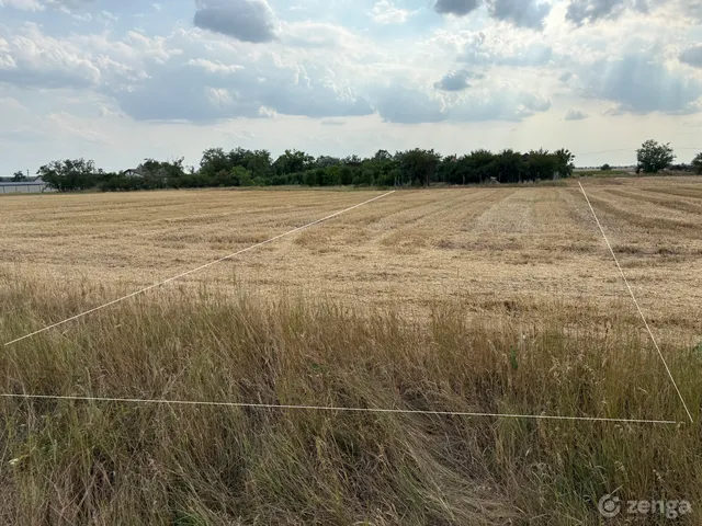 Eladó telek Maroslele, Szegfű utca 84. 1472 nm