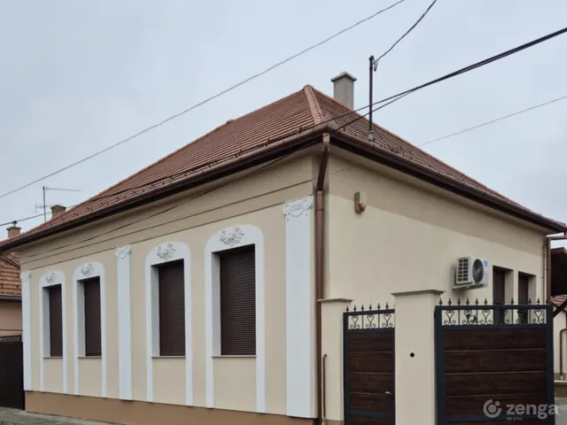 Eladó ház Cegléd 94 nm