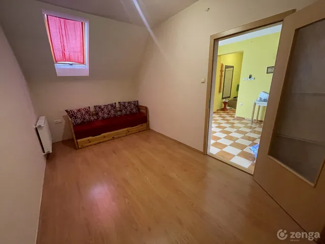 Eladó lakás Hajdúböszörmény, Deák Ferenc utca 43 nm