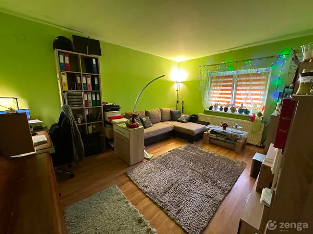 Eladó lakás Kaposvár, Tüskevár 61 nm