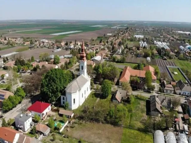 Eladó ház Felsőnyék 552692 nm
