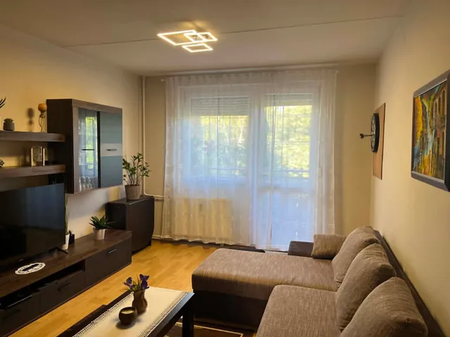 Eladó lakás Debrecen, Tócóskert 65 nm