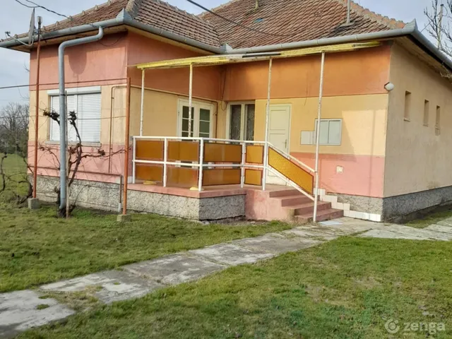 Eladó ház Gyomaendrőd, Endrőd 90 nm