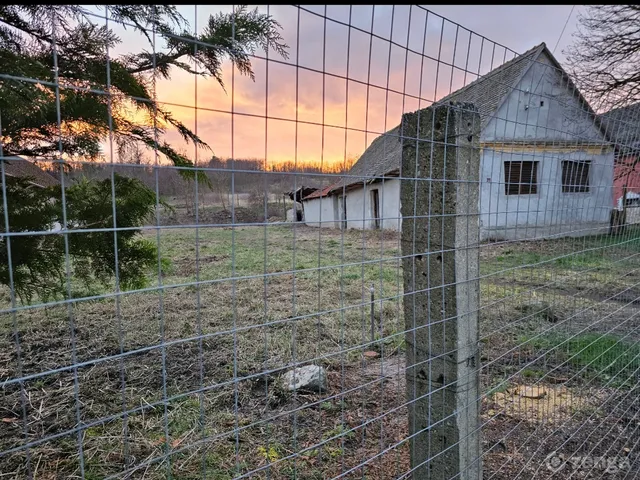 Eladó telek Babarc 5496 nm