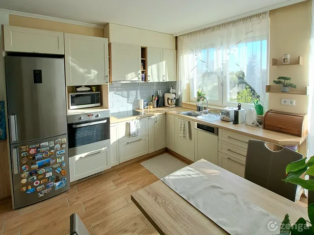 Eladó lakás Mosonmagyaróvár, Ipartelep 57 nm