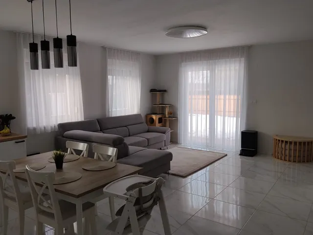 Eladó ház Tököl 96 nm