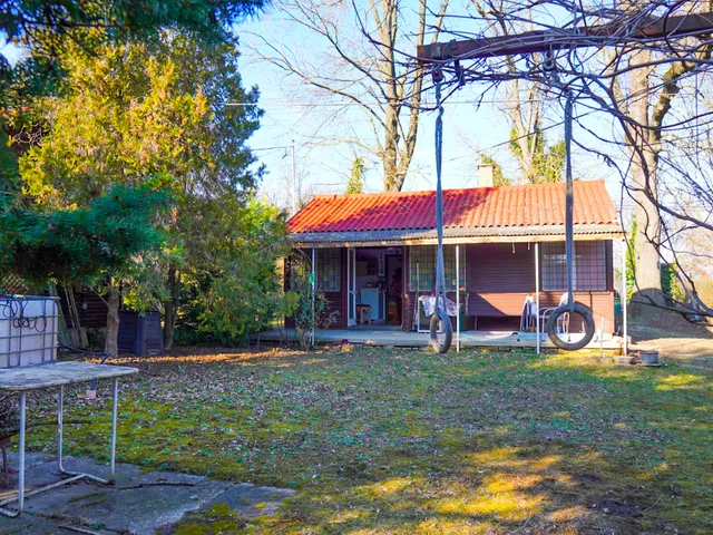 Eladó üdülő és hétvégi ház Taksony 38 nm