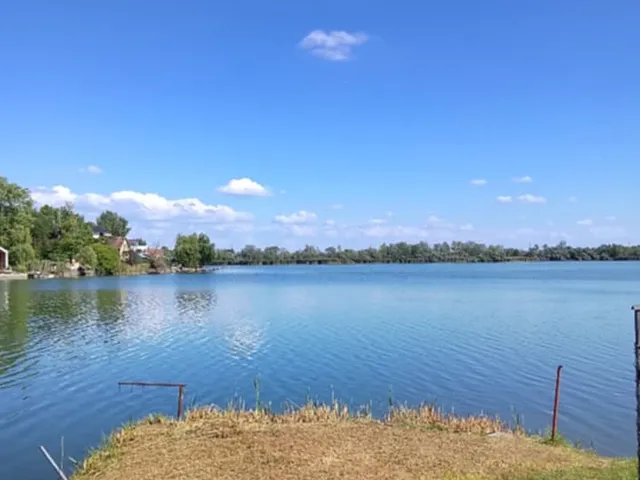 Eladó nyaraló Szigetszentmiklós 38 nm