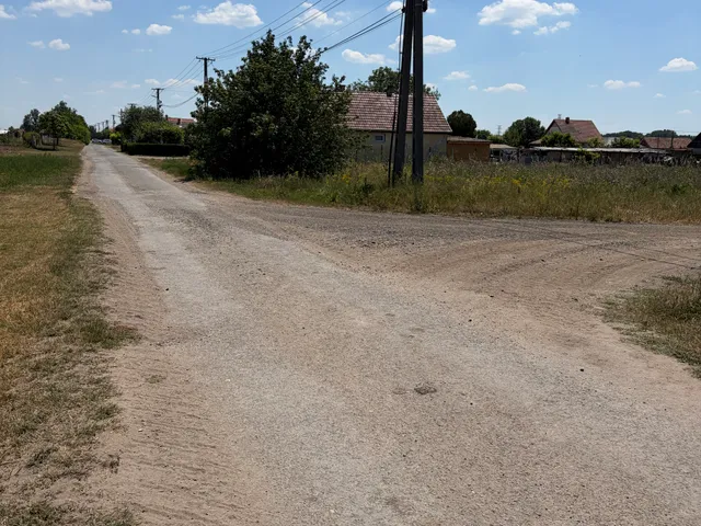 Eladó telek Dabas 3610 nm