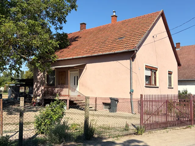 Eladó ház Dabas 75 nm