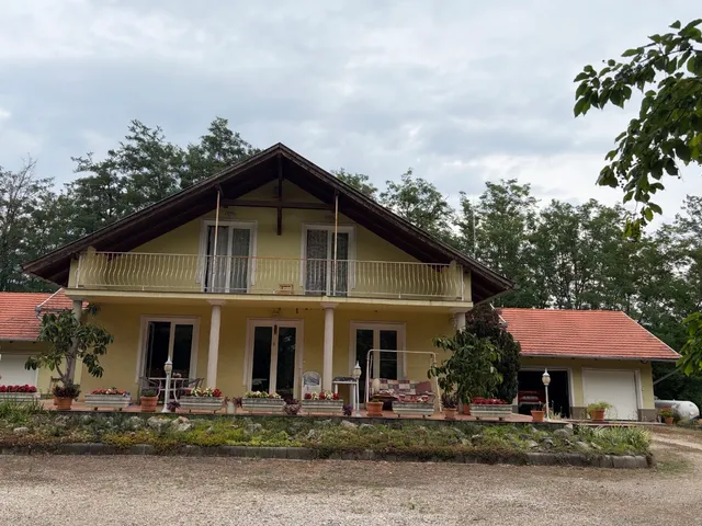 Eladó ház Újlengyel 290 nm