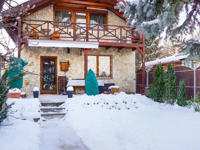 Eladó ház Szigetcsép 83 nm