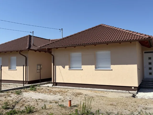 Eladó ház Bugyi 90 nm