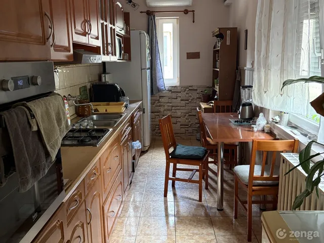 Eladó ház Lajosmizse 240 nm