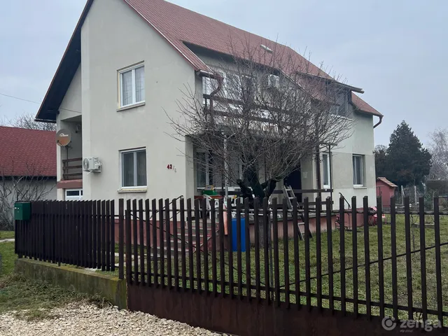 Eladó ház Balatonalmádi, Vörösberény 168 nm