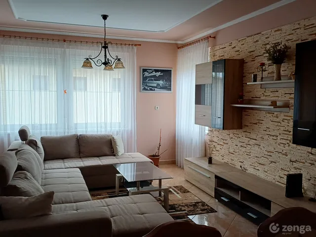 Eladó ház Jászkisér 96 nm