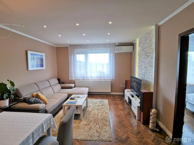 Eladó lakás Gyöngyös 62 nm