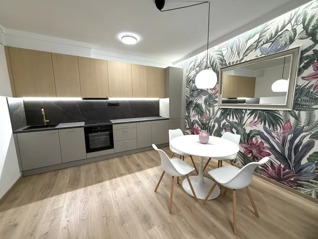 Eladó lakás Budapest VIII. kerület, Corvin negyed, Corvin sétány 2. 62 nm