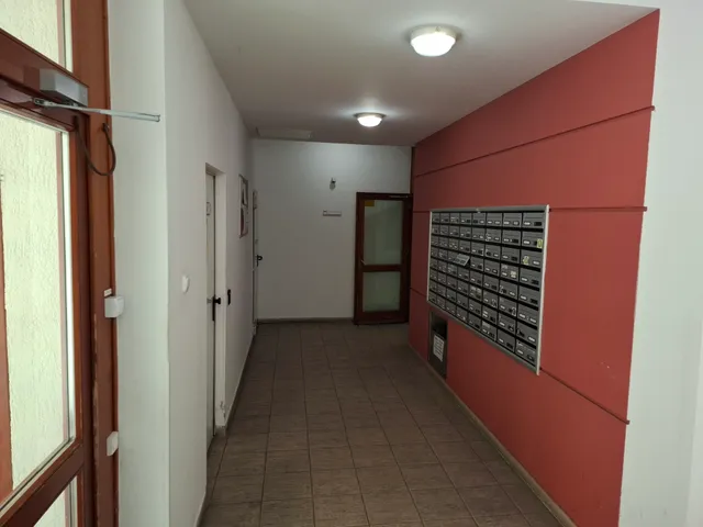 Eladó garázs Budapest IX. kerület, Középső Ferencváros, Páva utca 13. 14 nm