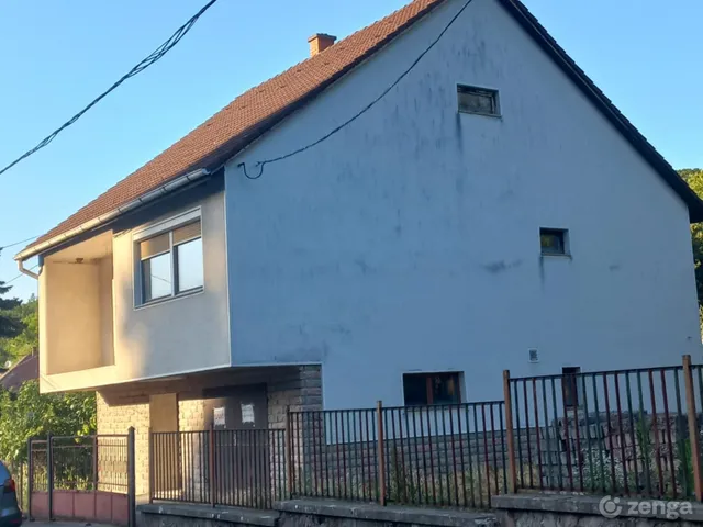 Eladó ház Esztergom 210 nm