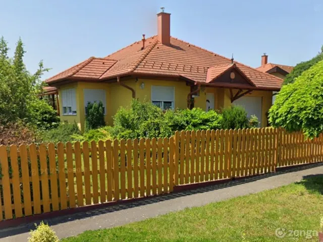 Eladó ház Kaposvár, Tüskevár 104 nm