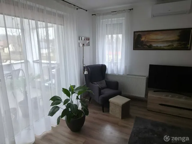 Eladó lakás Győr, Pinnyéd 80 nm